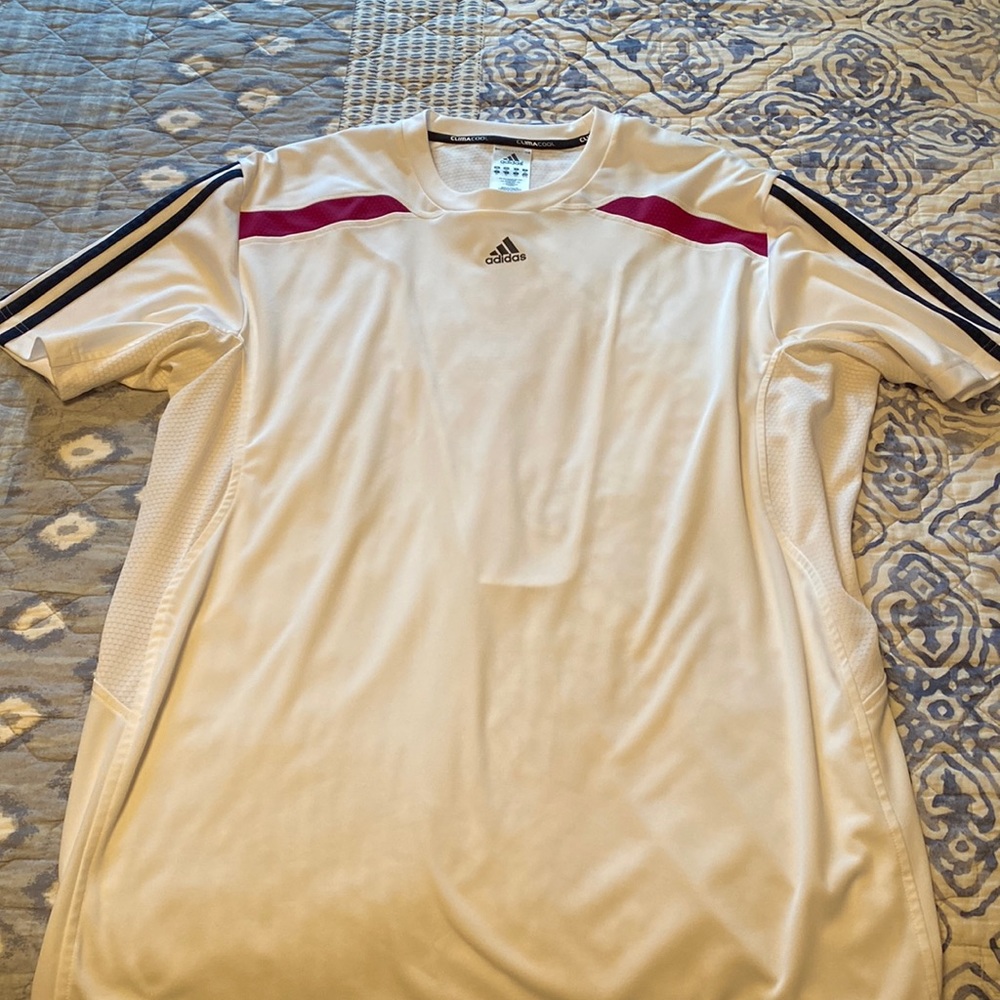 Adidas men’s shirt